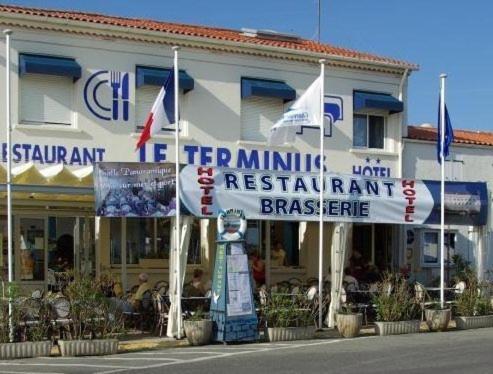Logis Hotel Le Terminus Bourcefranc ภายนอก รูปภาพ