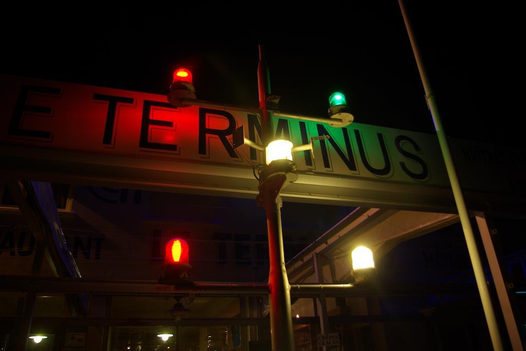 Logis Hotel Le Terminus Bourcefranc ภายนอก รูปภาพ
